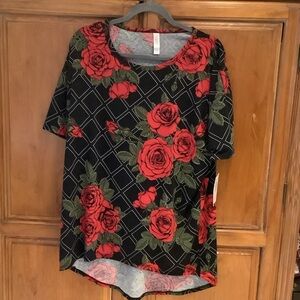 LuLaRoe size Small Black Short Sleeve Top with Red Rose Print